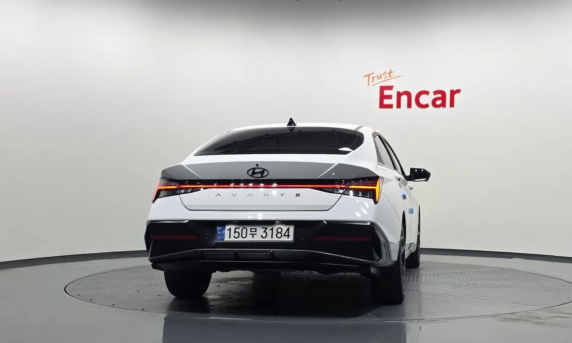 Hyundai AVANTE — фото 6