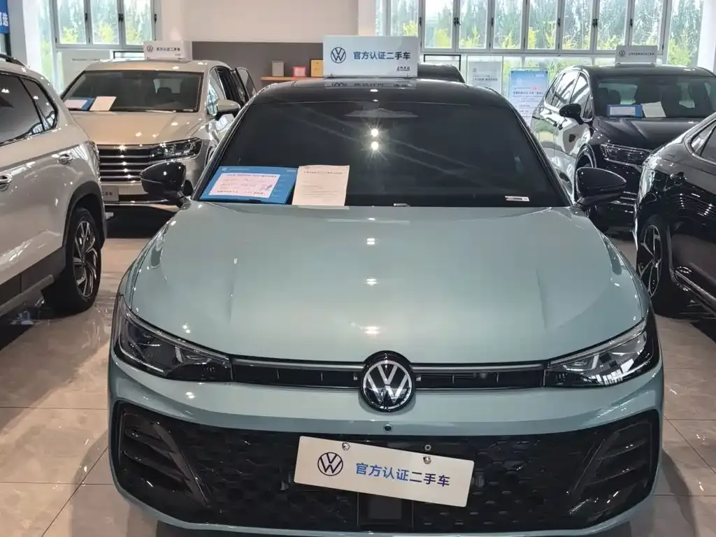 Volkswagen Passat — фото 9