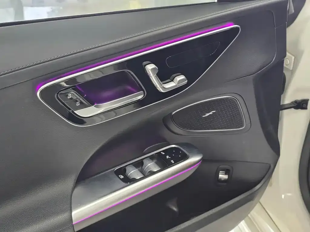 Mercedes-Benz C-Class — фото 6