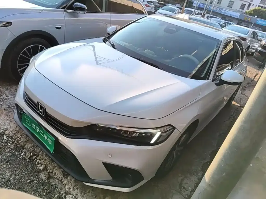 Honda Civic — фото 1