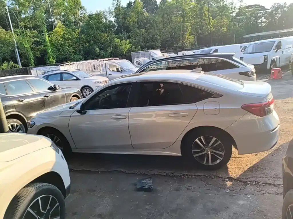 Honda Civic — фото 4
