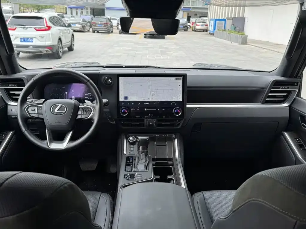 Lexus GX — фото 10