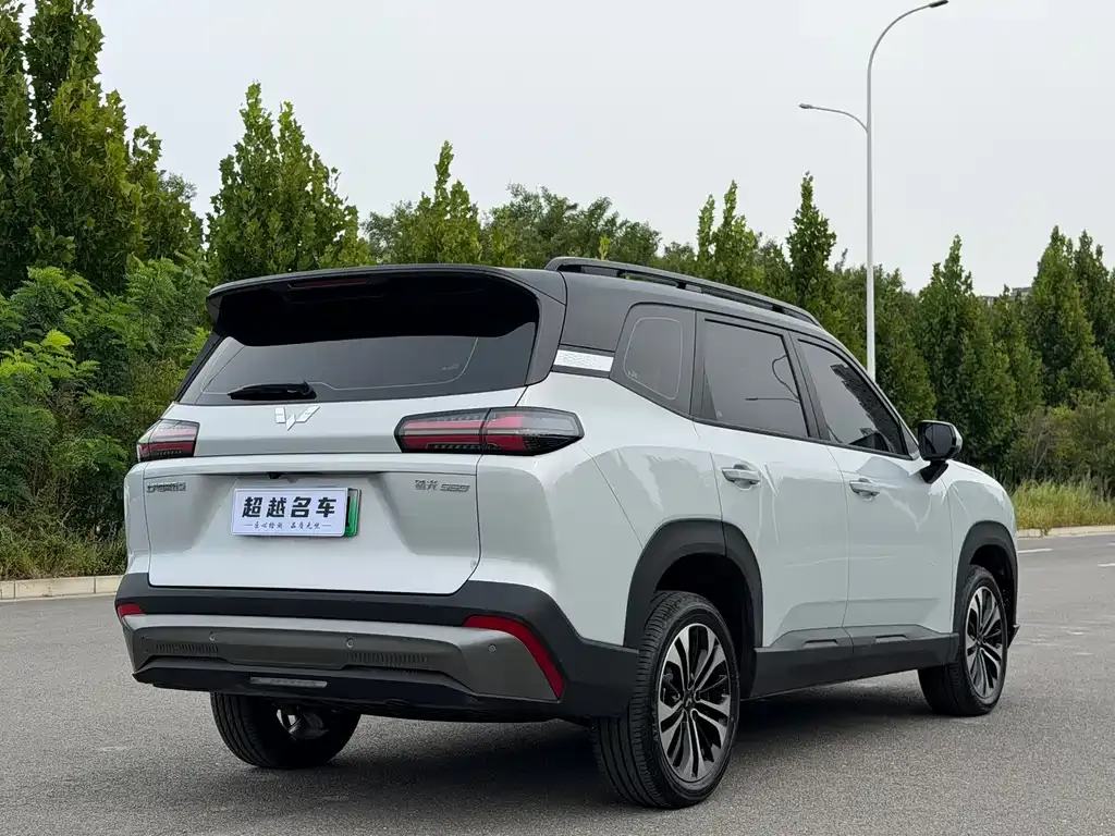 Wuling Xingguang 560 New Energy — фото 9