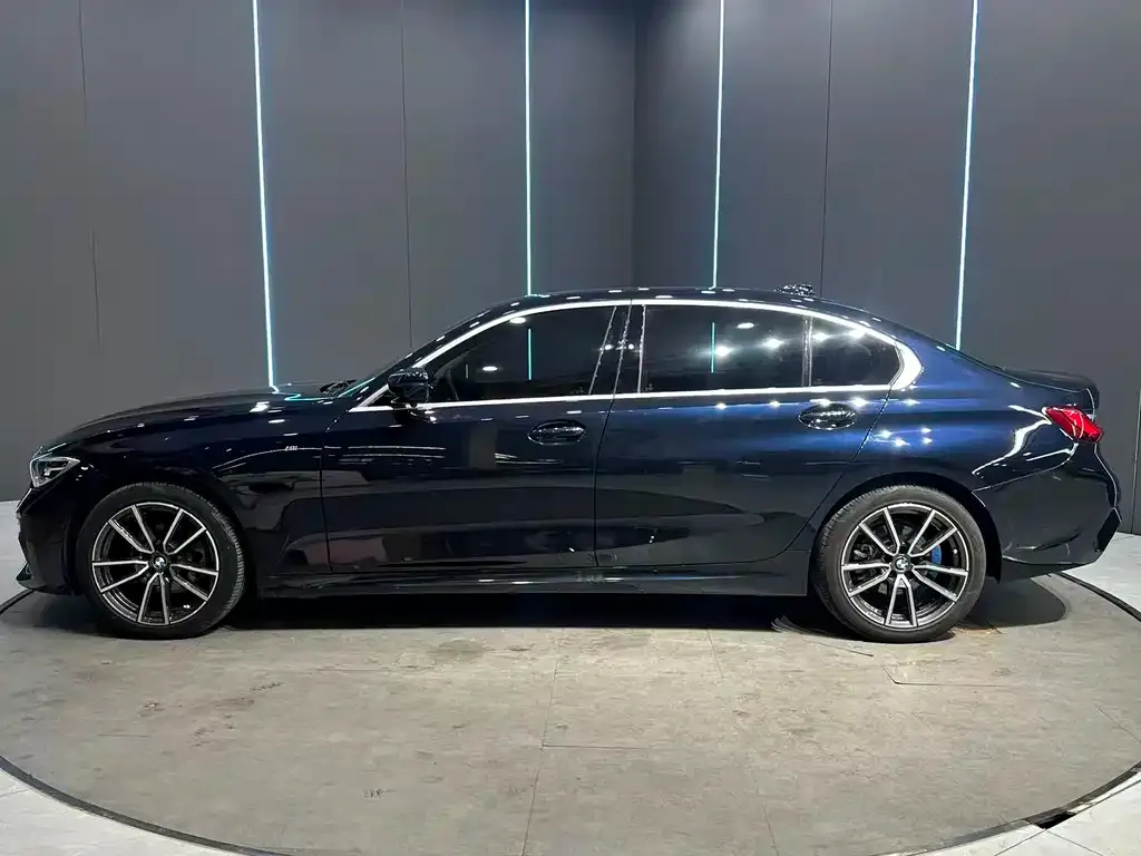 BMW 3 Series — фото 10