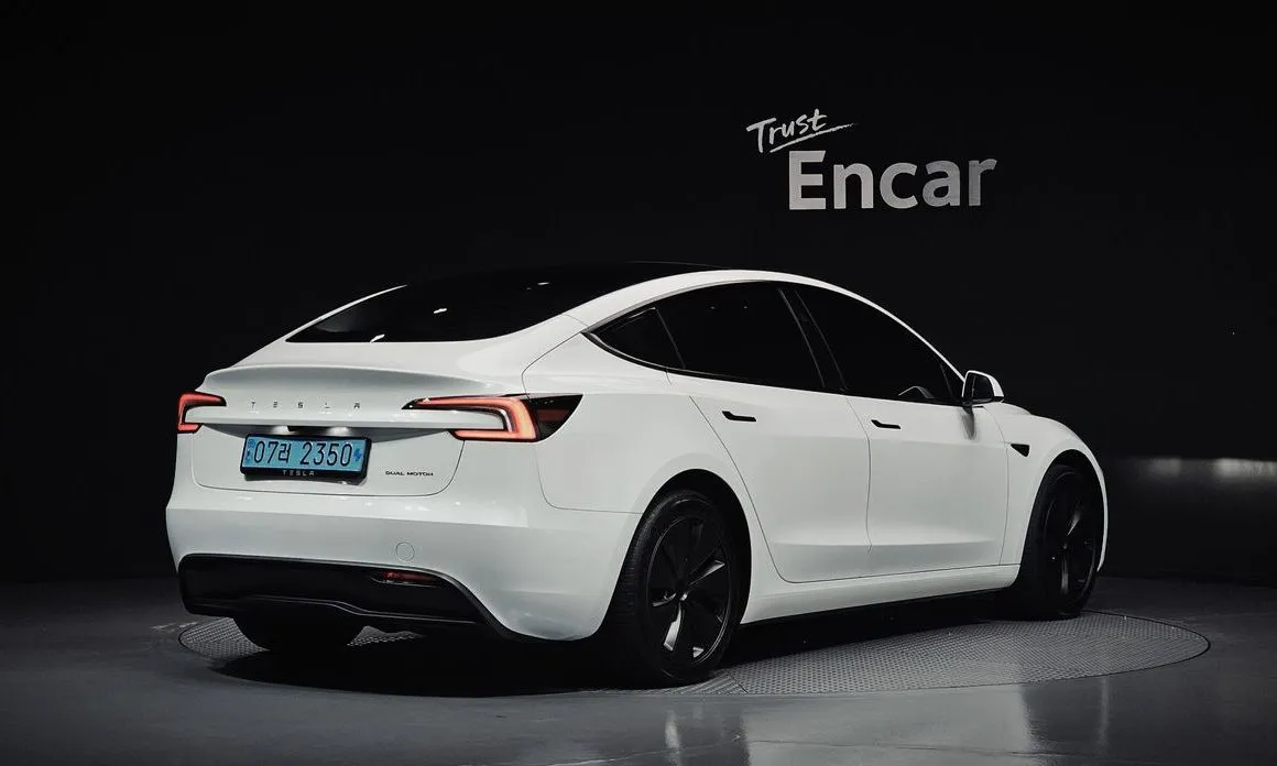 Tesla Model 3 — фото 2