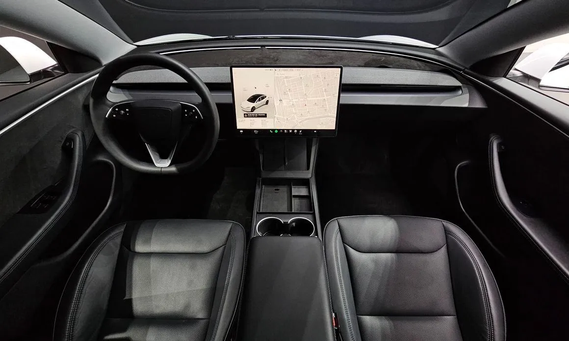 Tesla Model 3 — фото 10
