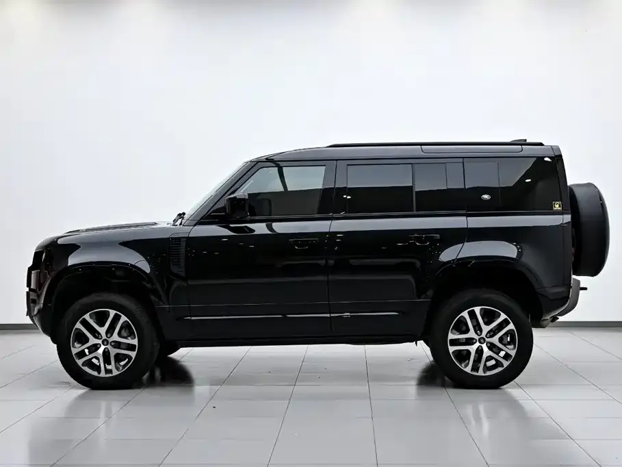 Land Rover Defender — фото 5