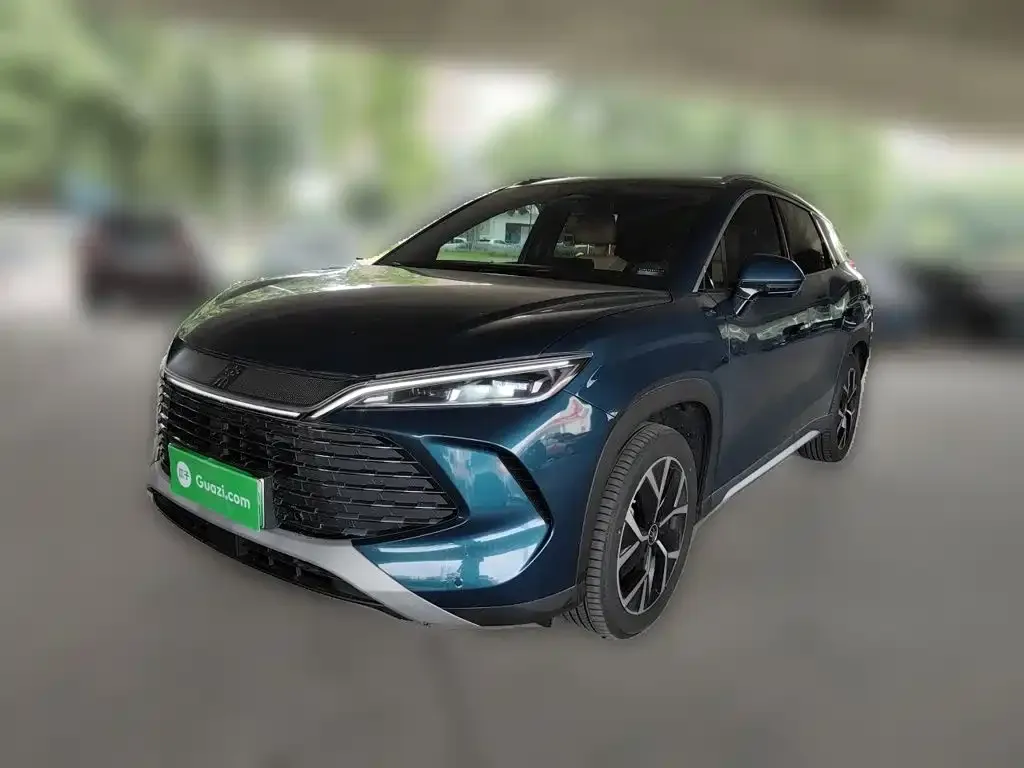 BYD L DM-i — фото 3