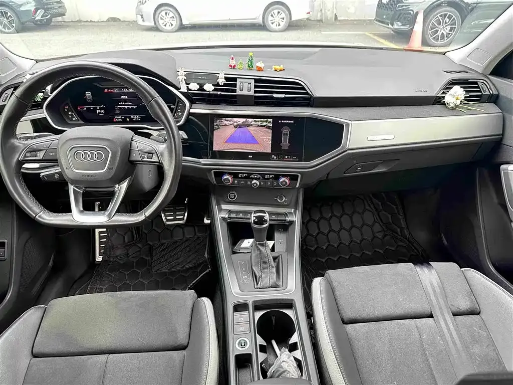 Audi Q3 — фото 2