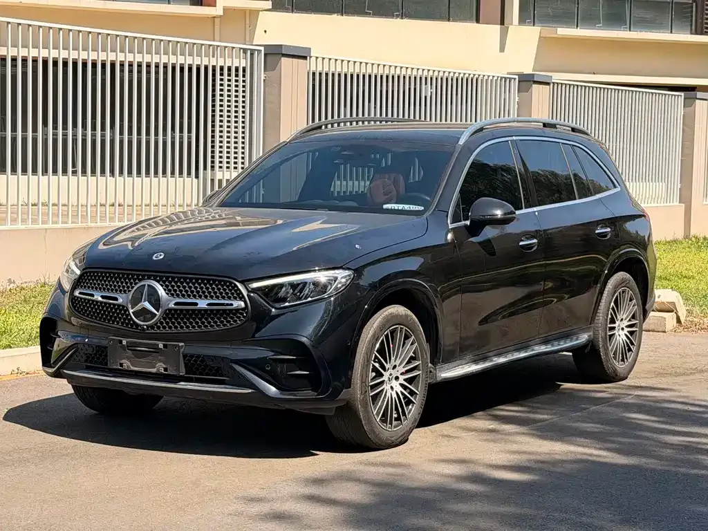 Mercedes-Benz GLC — фото 1