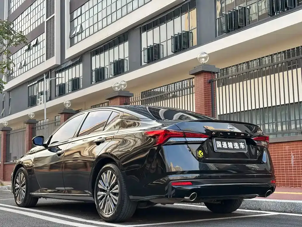 Nissan Teana — фото 6