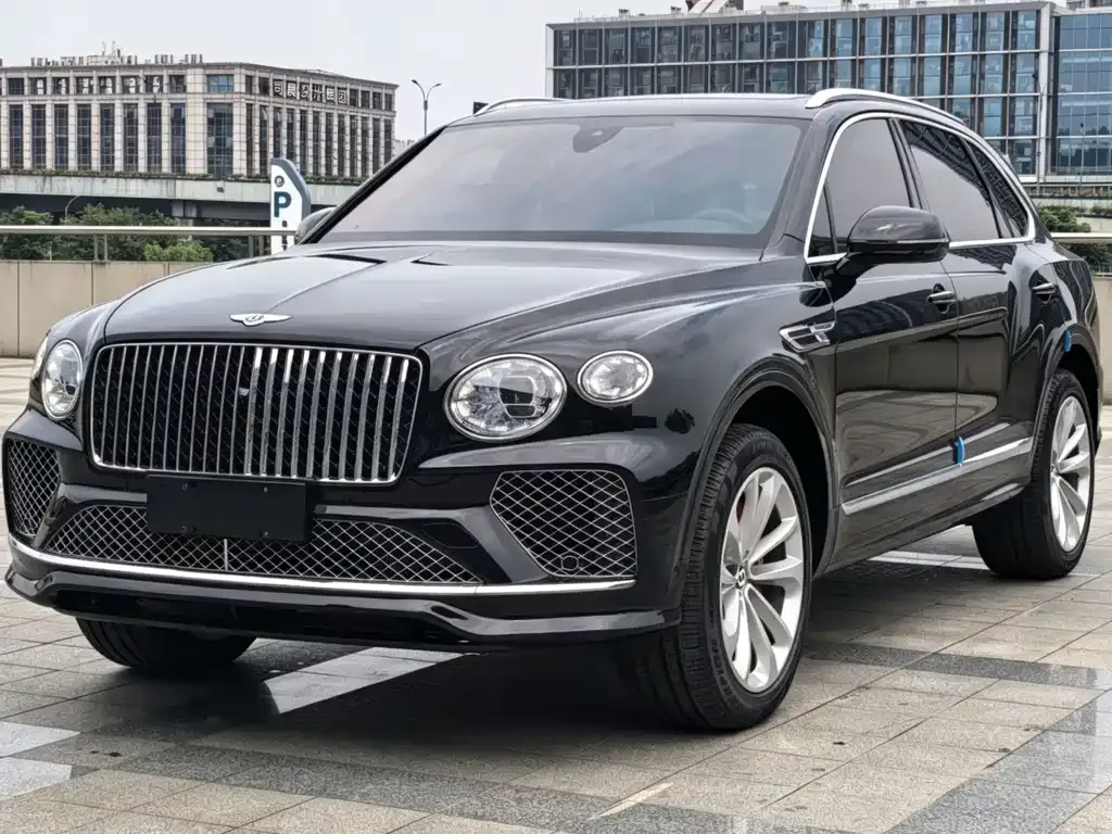 Bentley Bentayga — фото 1