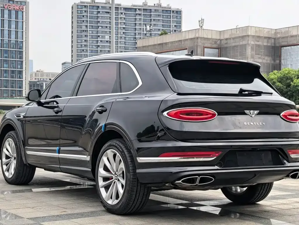 Bentley Bentayga — фото 5