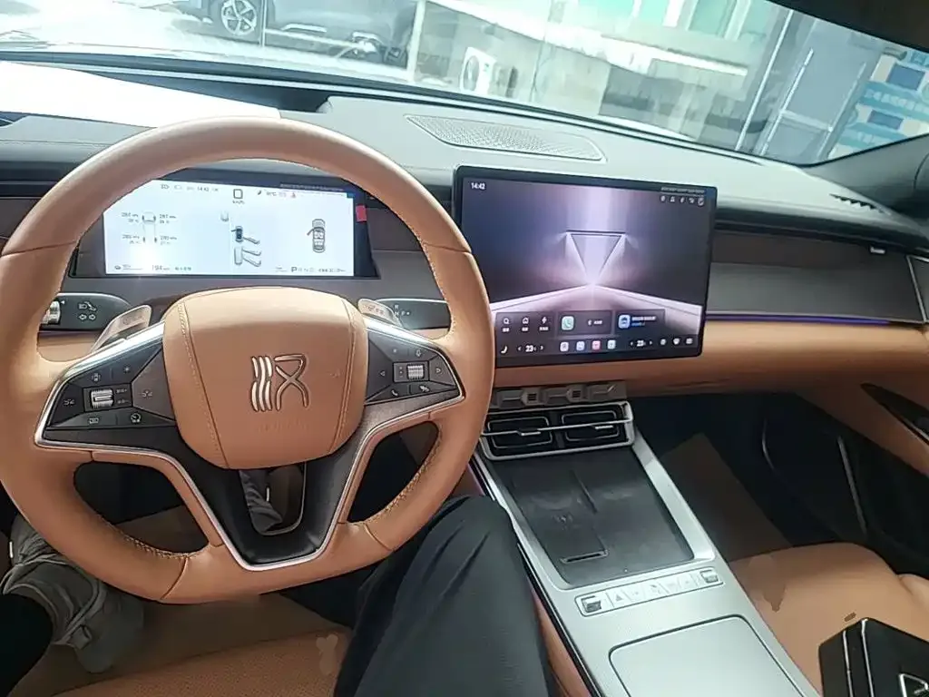 BYD Han L — фото 2