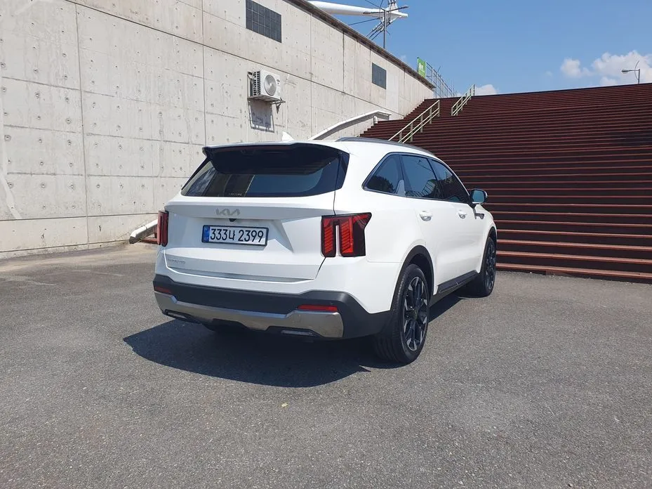 Kia Sorento — фото 2