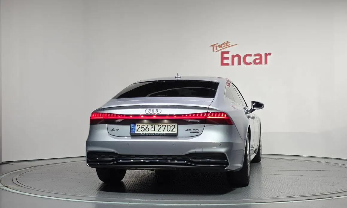 Audi A7 — фото 3