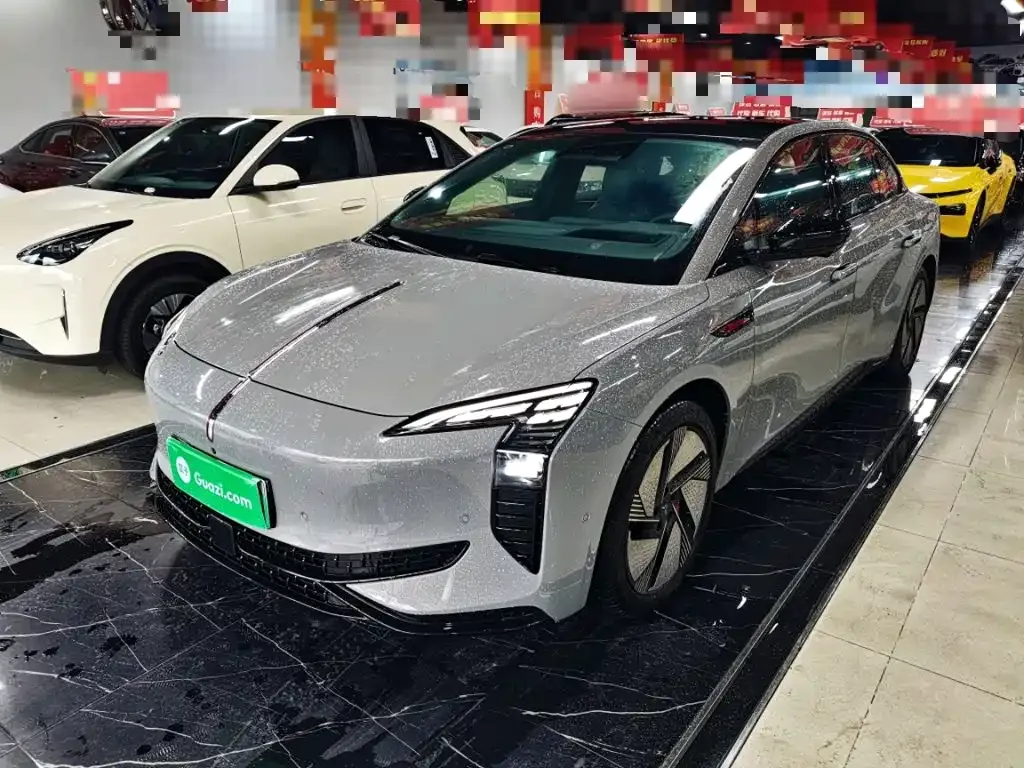 Hongqi EH7 — фото 1