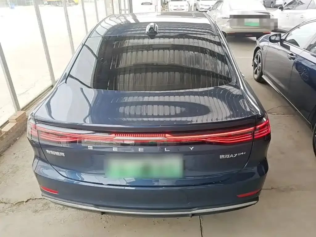 Geely Galaxy A7 EM — фото 4