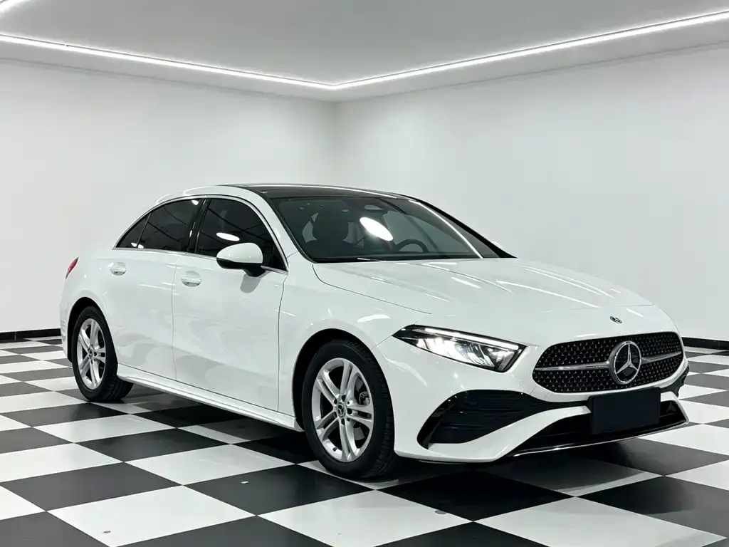 Mercedes-Benz A-Class — фото 5