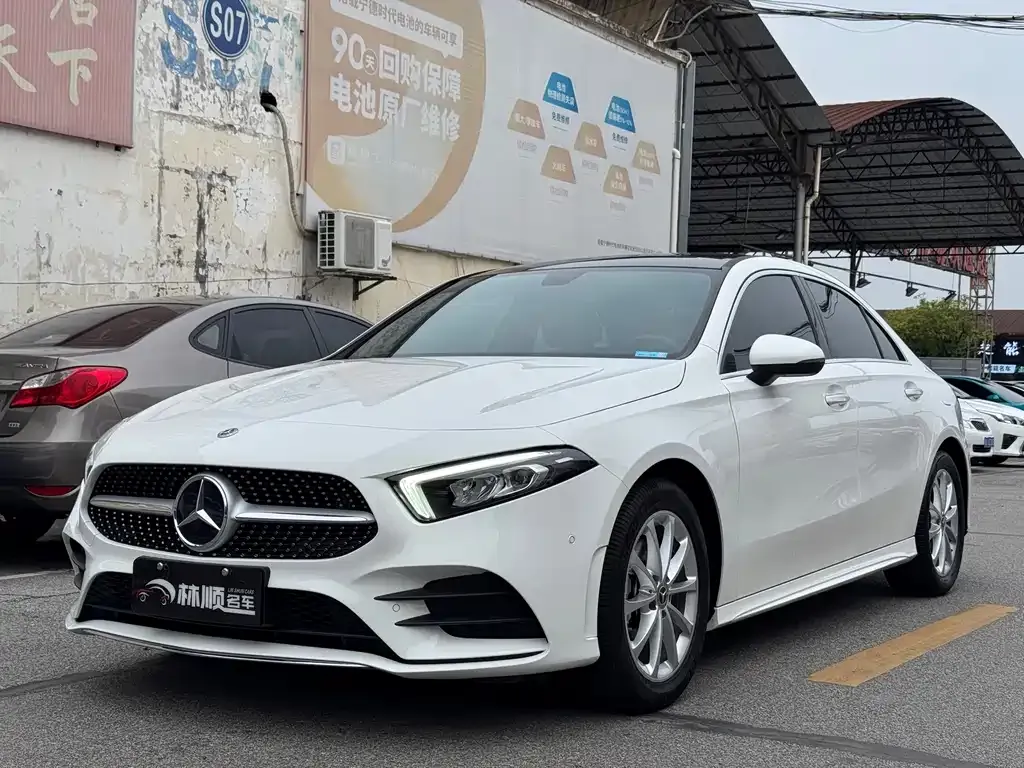 Mercedes-Benz A-Class — фото 1