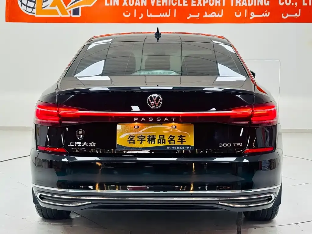 Volkswagen Passat — фото 5
