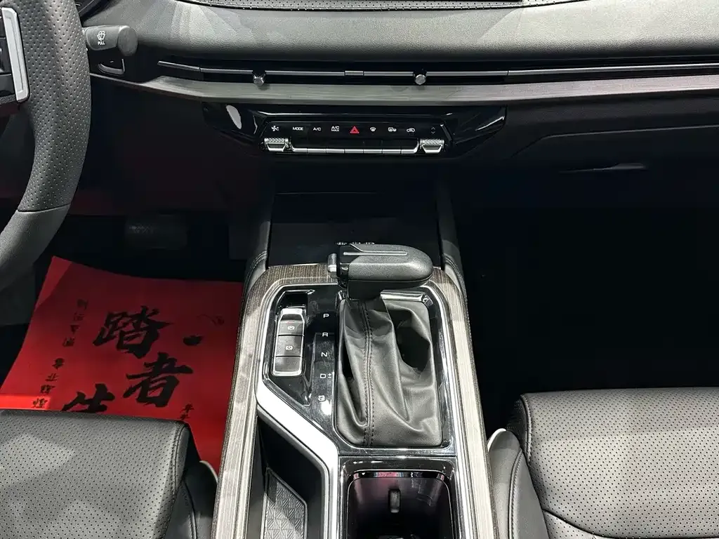 Wuling Jiachen — фото 10