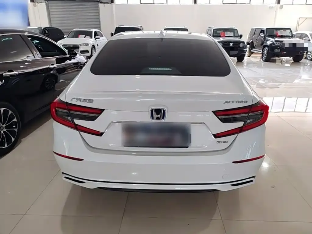 Honda Accord — фото 3