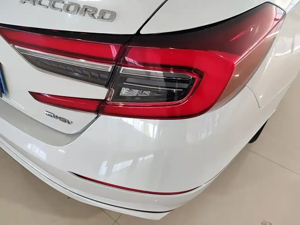 Honda Accord — фото 2