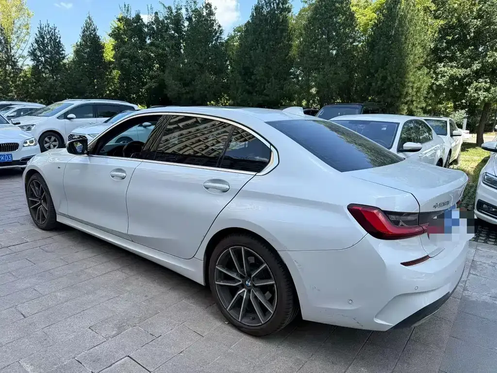 BMW 3 Series — фото 4