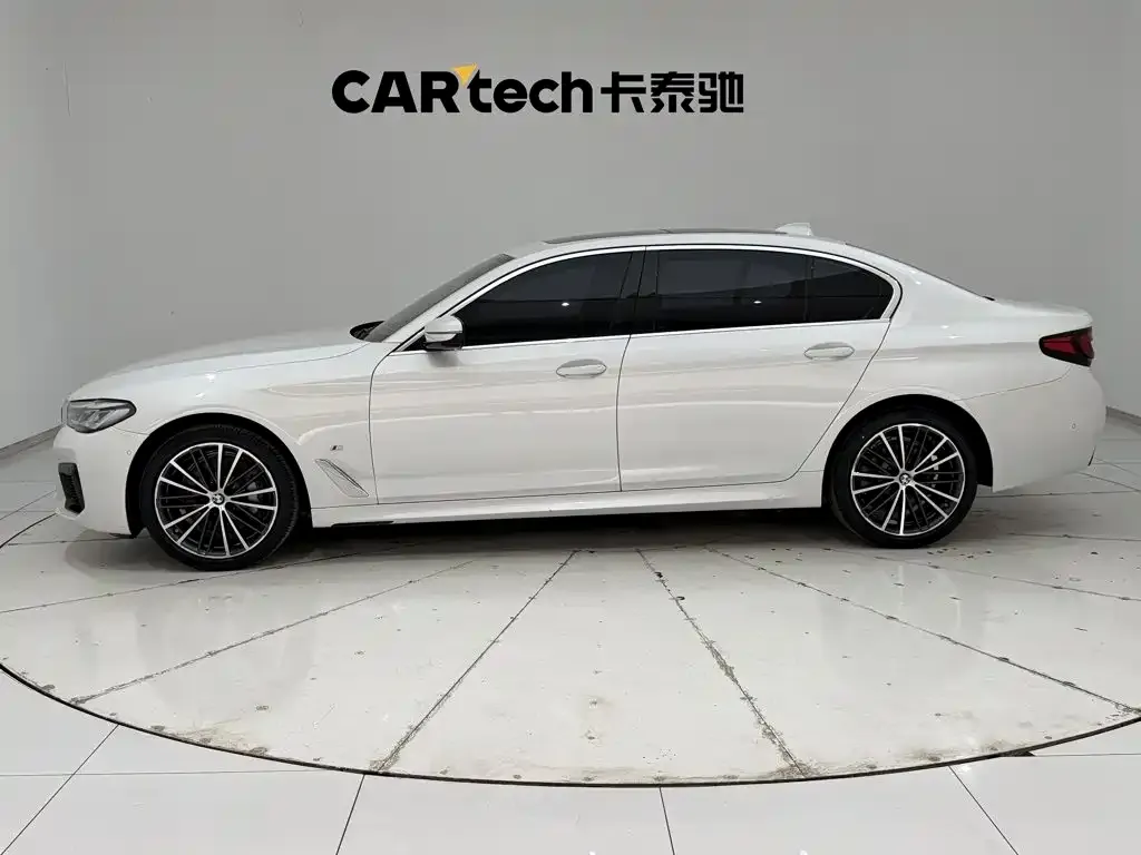 BMW 5 Series — фото 2