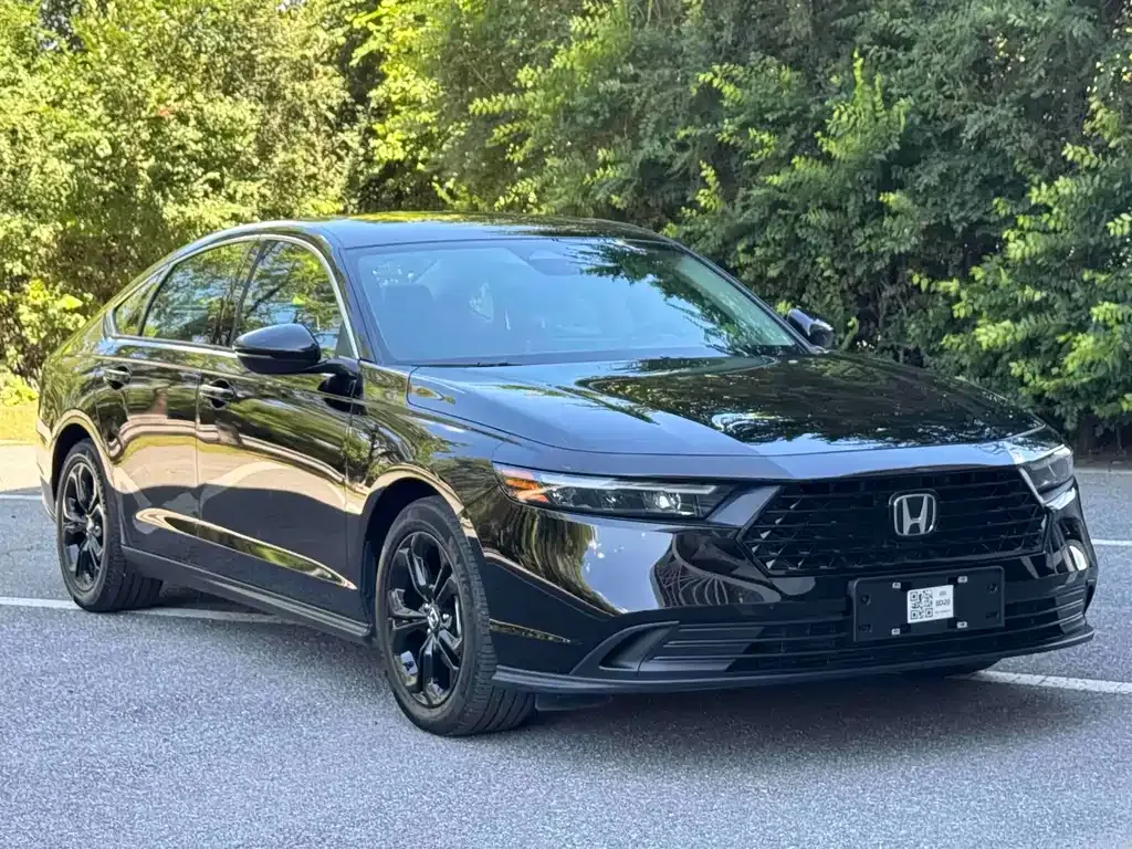 Honda Accord — фото 10