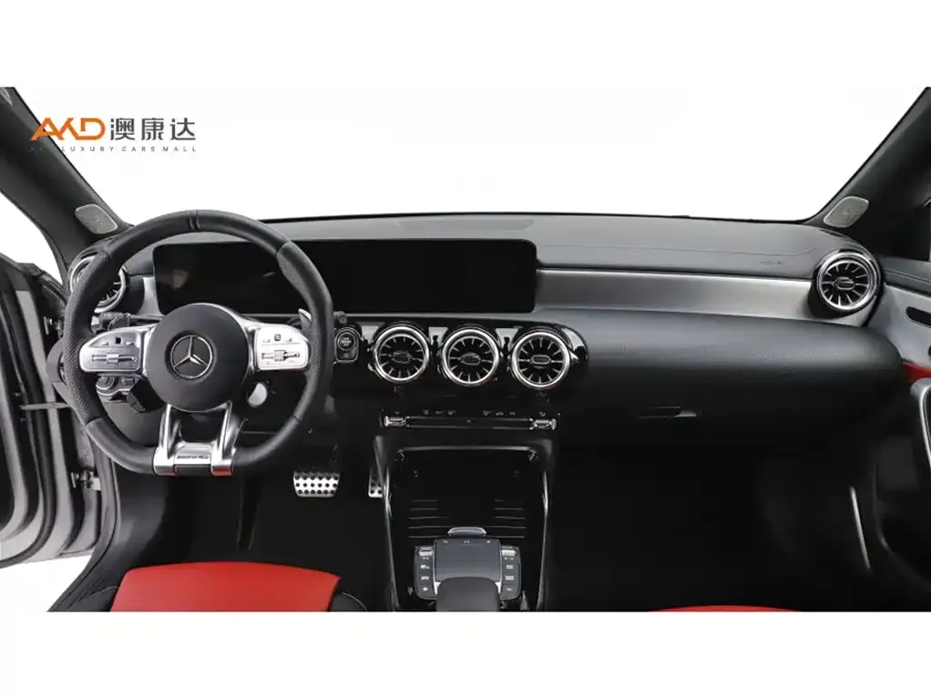 Mercedes-Benz CLA AMG — фото 7