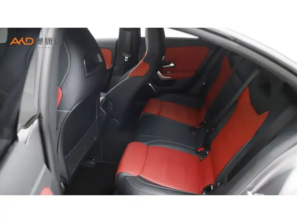 Mercedes-Benz CLA AMG — фото 10