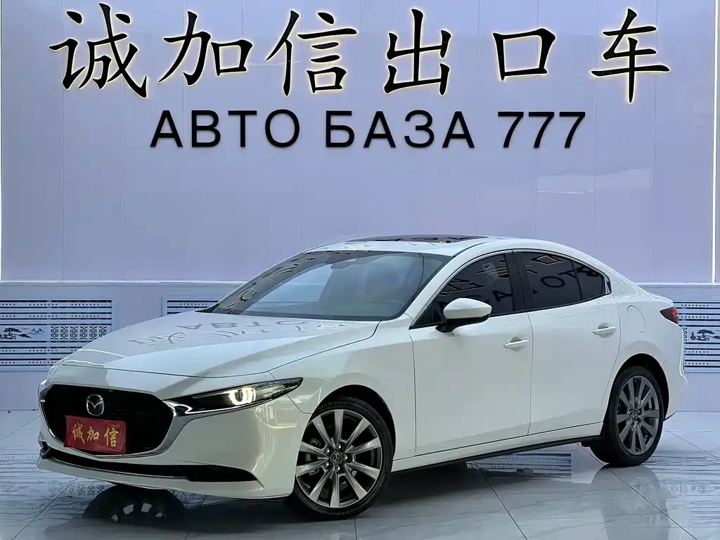 Mazda 3 Axela — фото 1