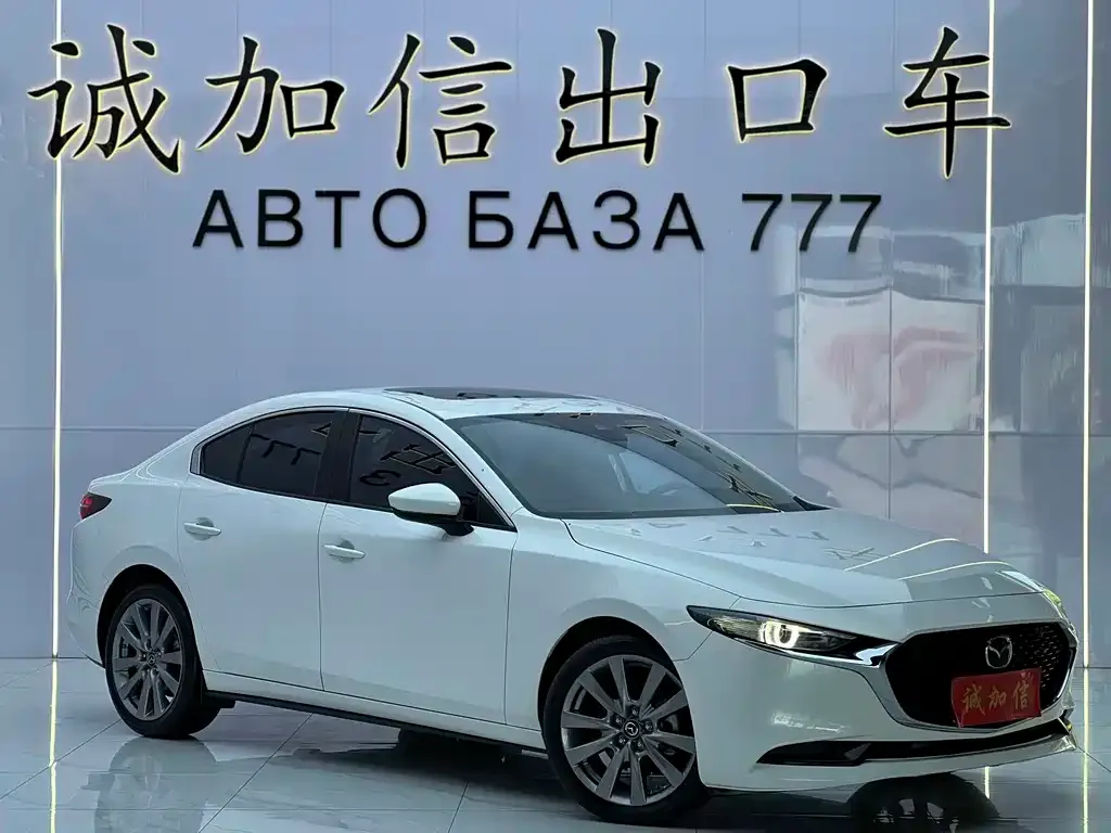 Mazda 3 Axela — фото 4