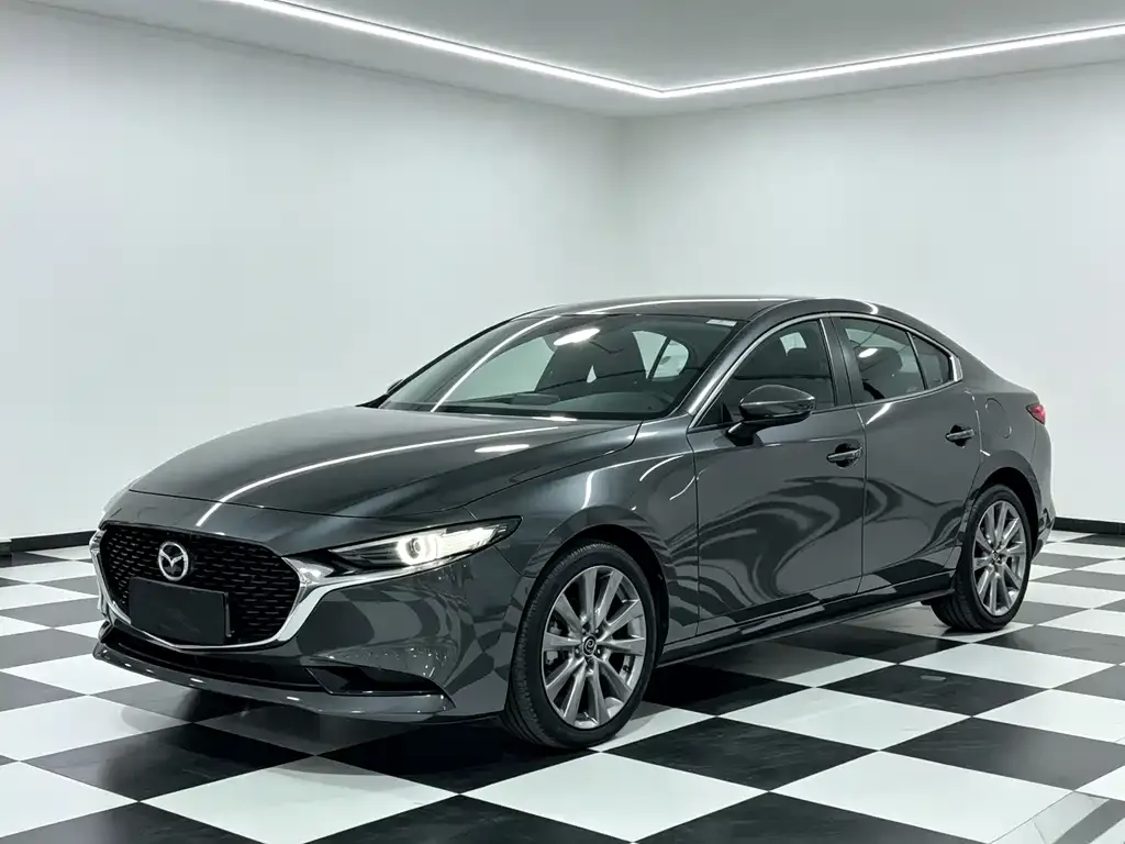 Mazda 3 Axela — фото 1
