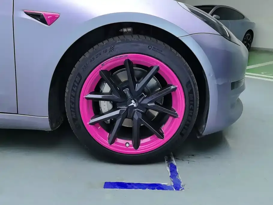 Tesla Model 3 — фото 10