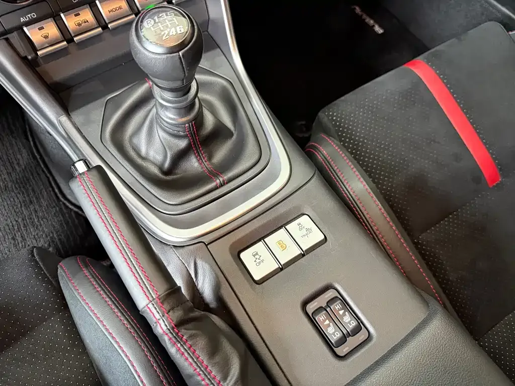 Subaru BRZ — фото 6