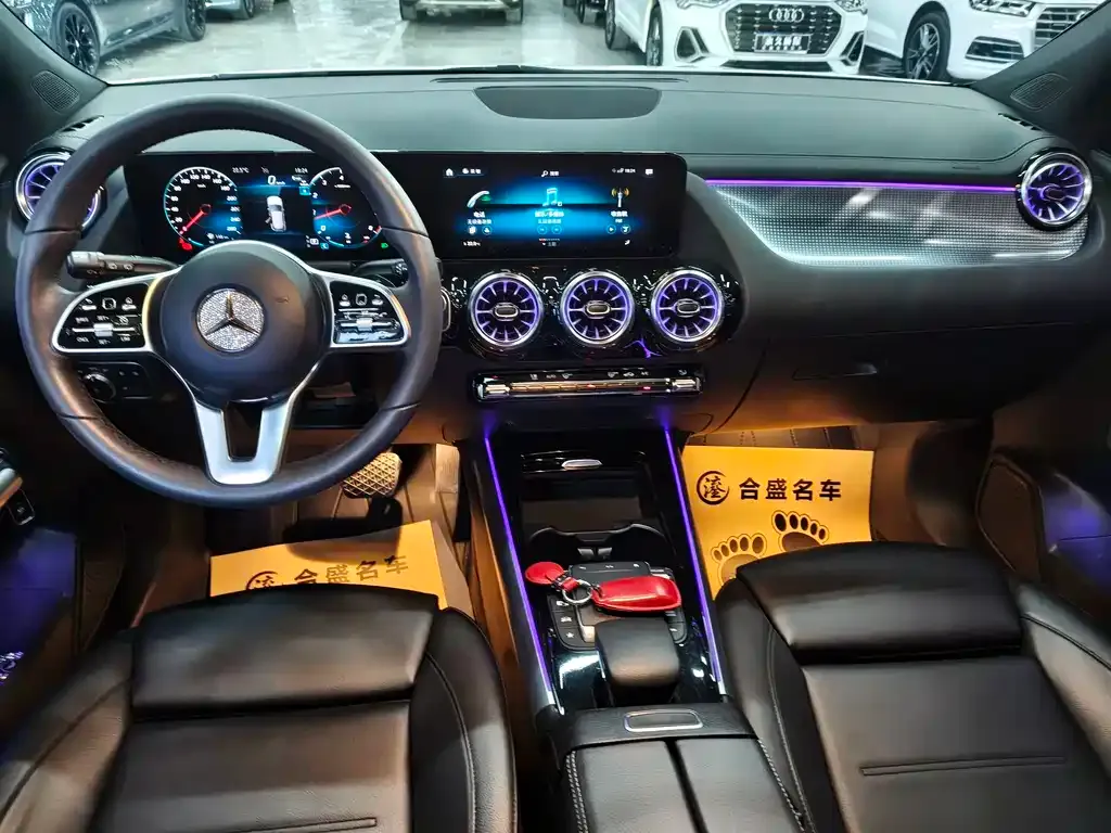 Mercedes-Benz GLA — фото 8