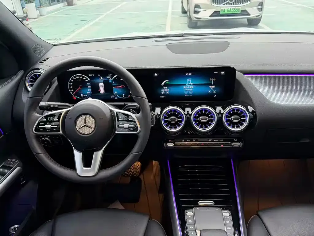Mercedes-Benz GLA — фото 6