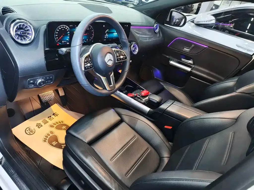 Mercedes-Benz GLA — фото 10
