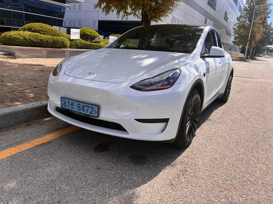 Tesla Model Y — фото 9