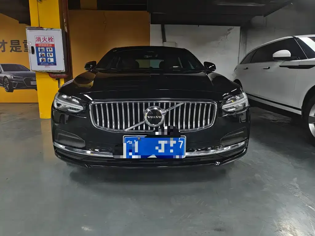 Volvo S90 — фото 4