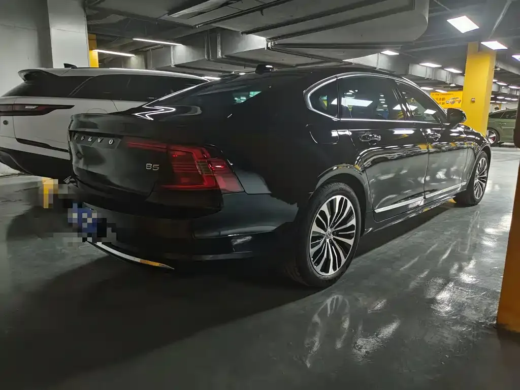 Volvo S90 — фото 8