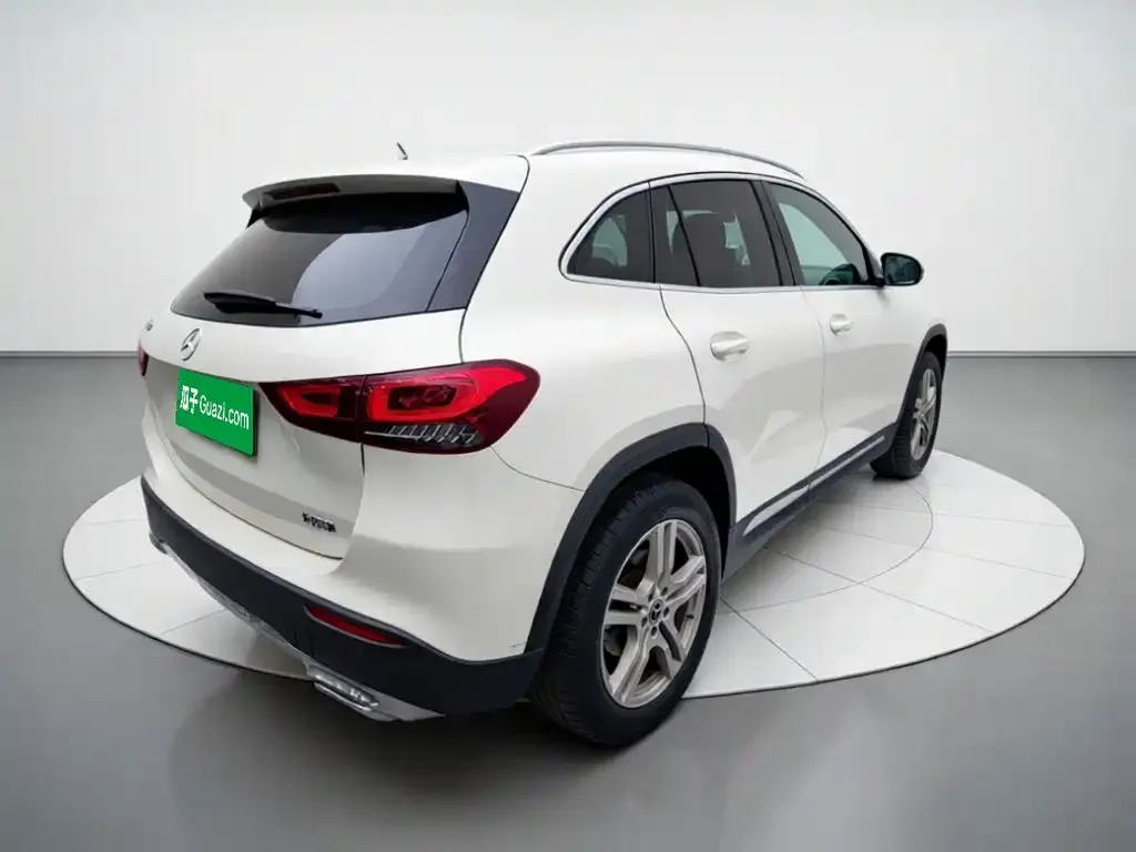 Mercedes-Benz GLA — фото 8