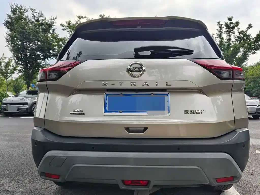 Nissan X-Trail — фото 2