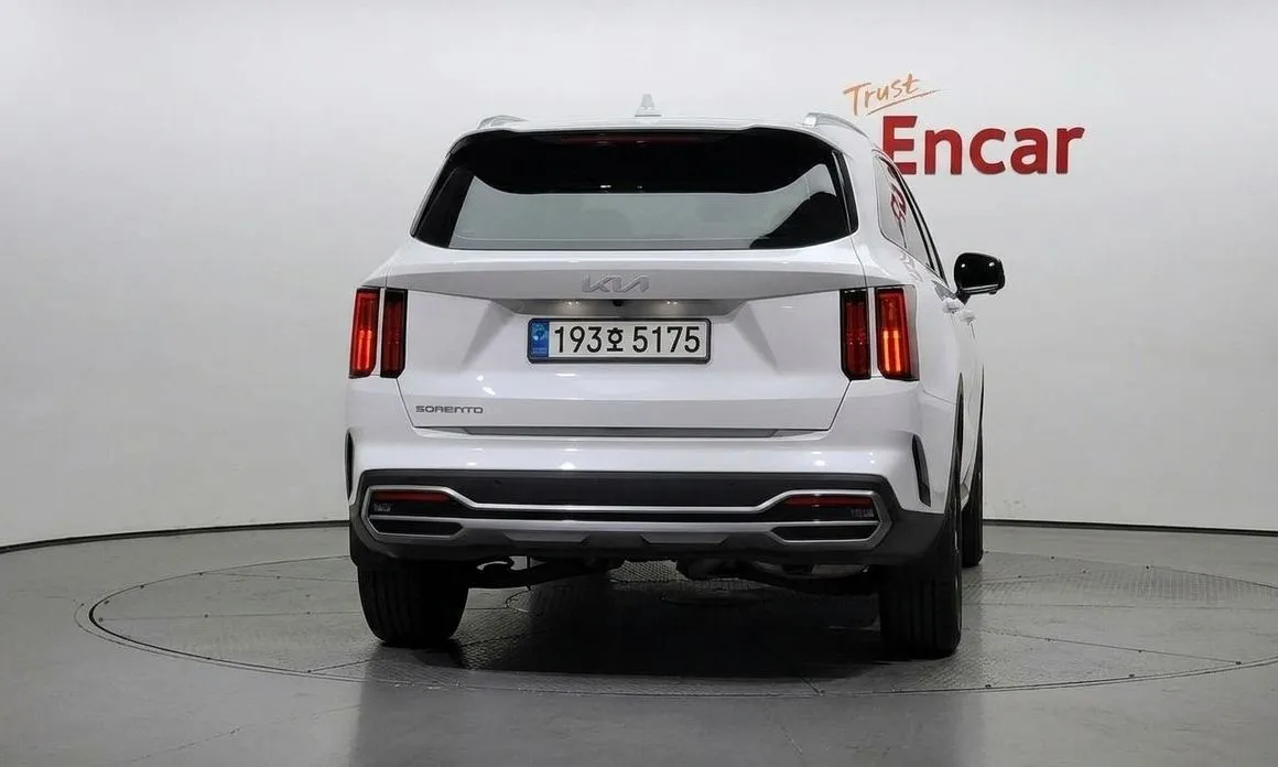 Kia Sorento — фото 4