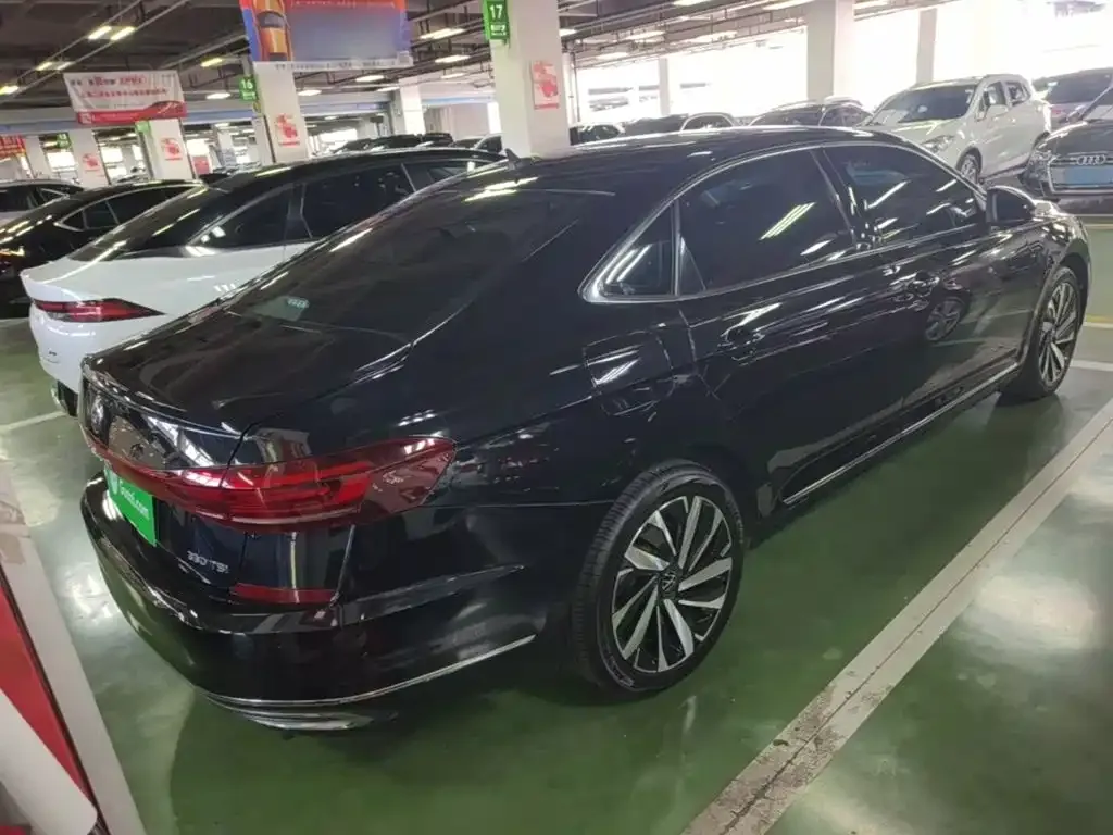 Volkswagen Passat — фото 5