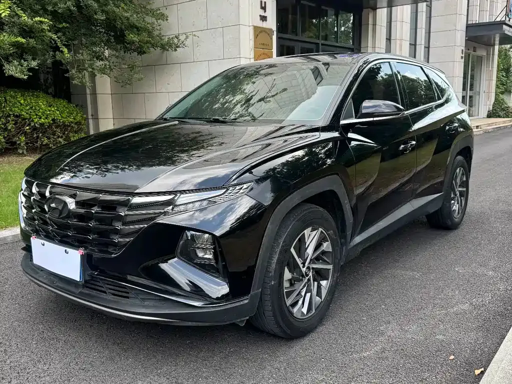 Hyundai Tucson — фото 1