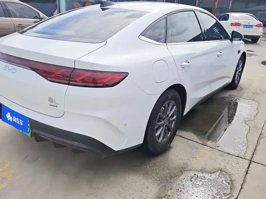 BYD Qin L — фото 4